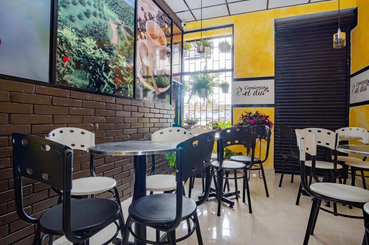 Ayenda Europa Hotel Bogota Bagian luar foto