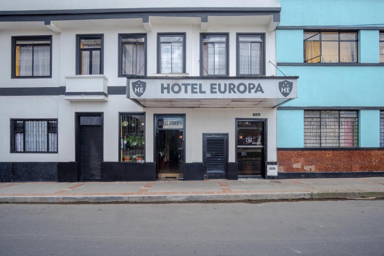Ayenda Europa Hotel Bogota Bagian luar foto