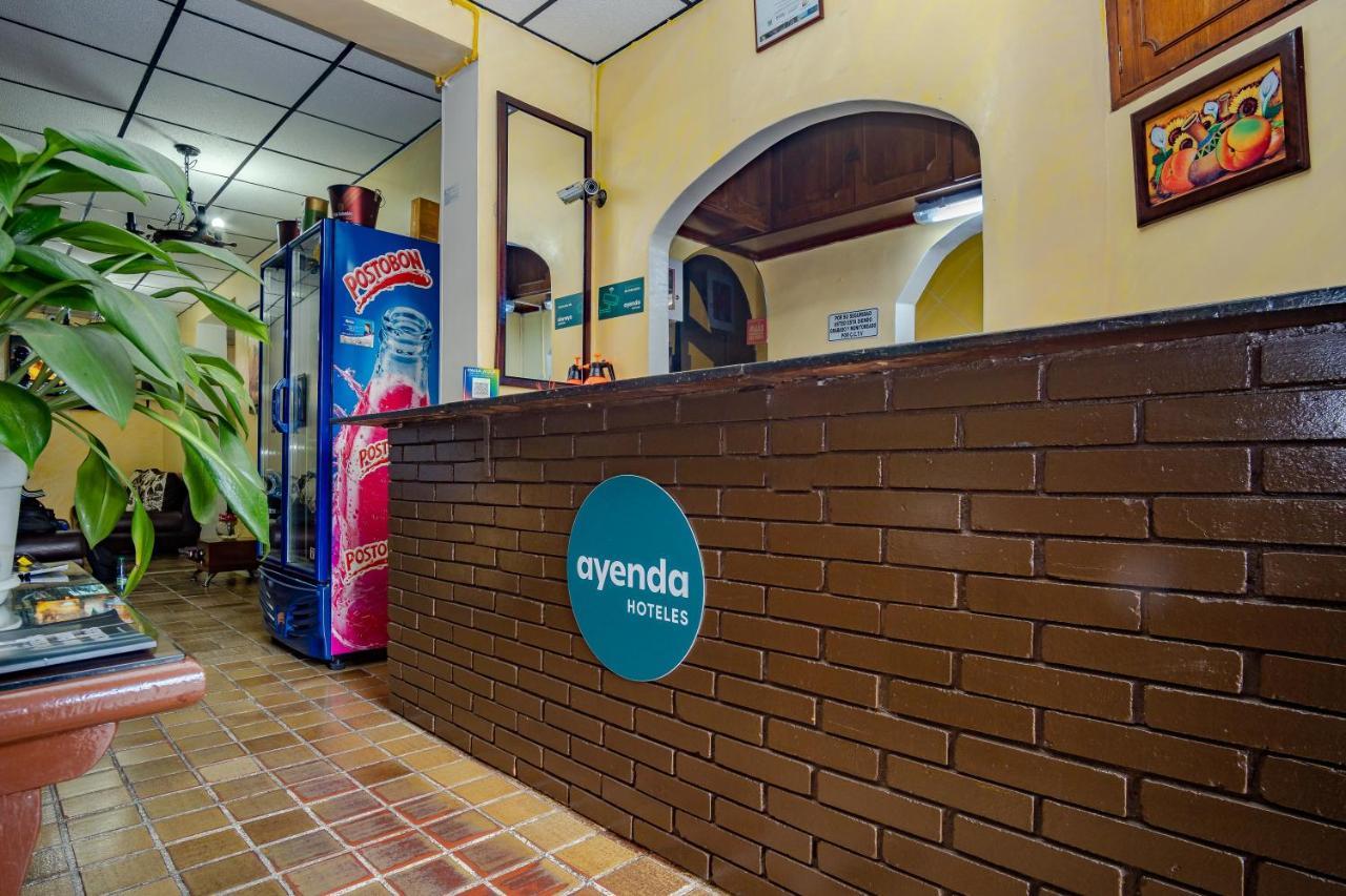 Ayenda Europa Hotel Bogota Bagian luar foto